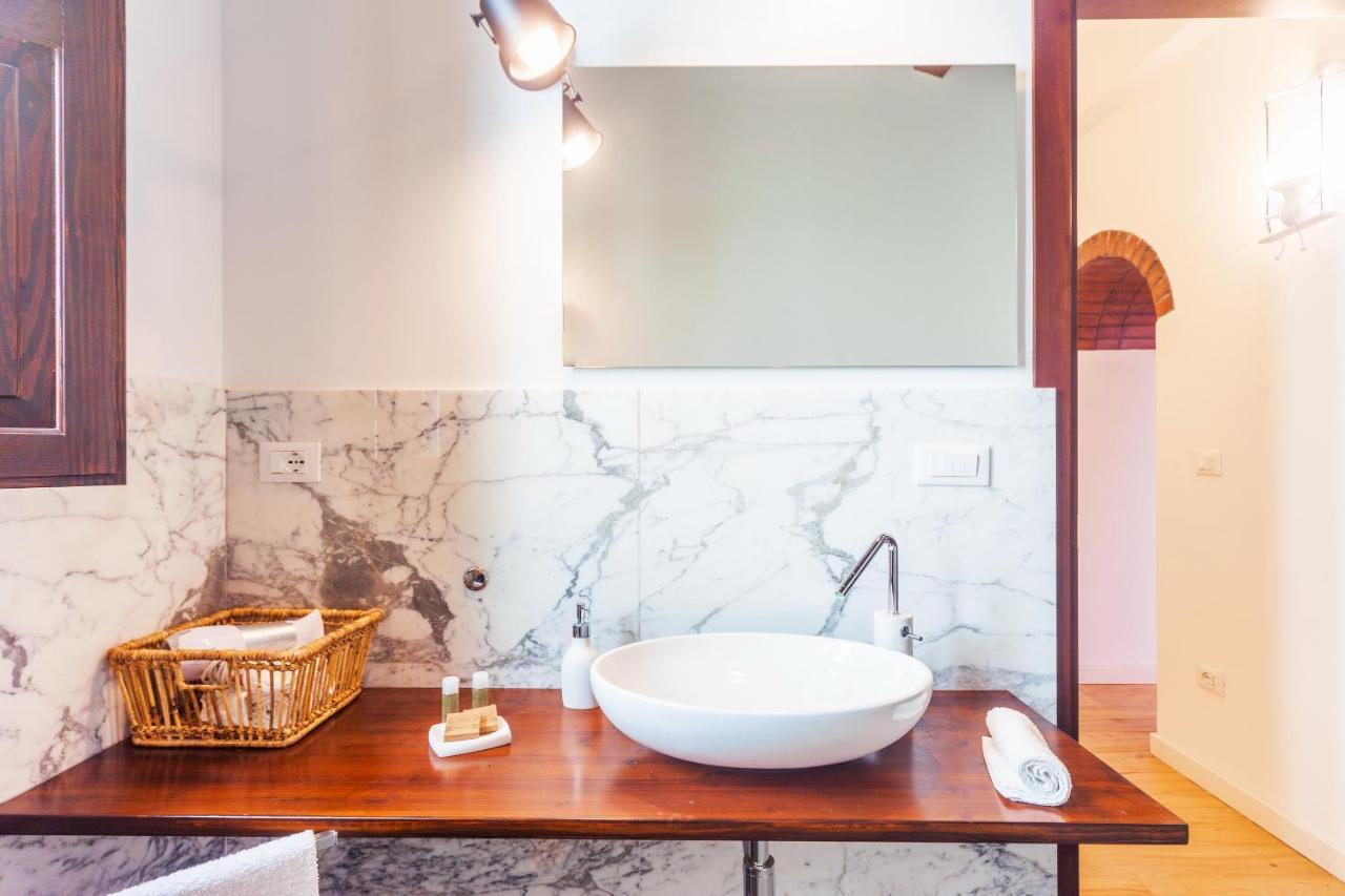 Vakalu-Piazza Duomo Charming Apartment Szirakúza Kültér fotó